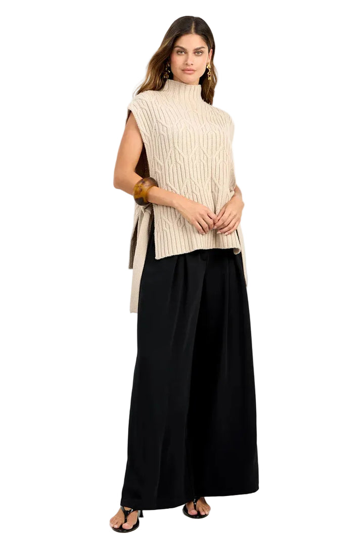 Romea Cape (Almond)
