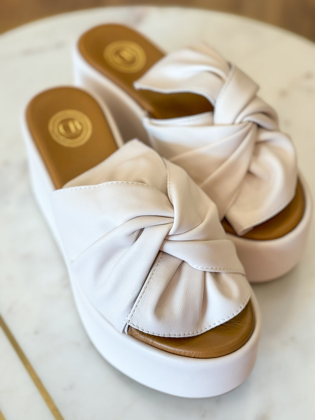 Italia Wedge (Off White Nappa)