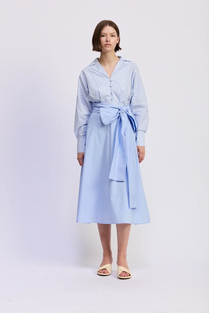 Christabel Midi Dress (Light Blue White)